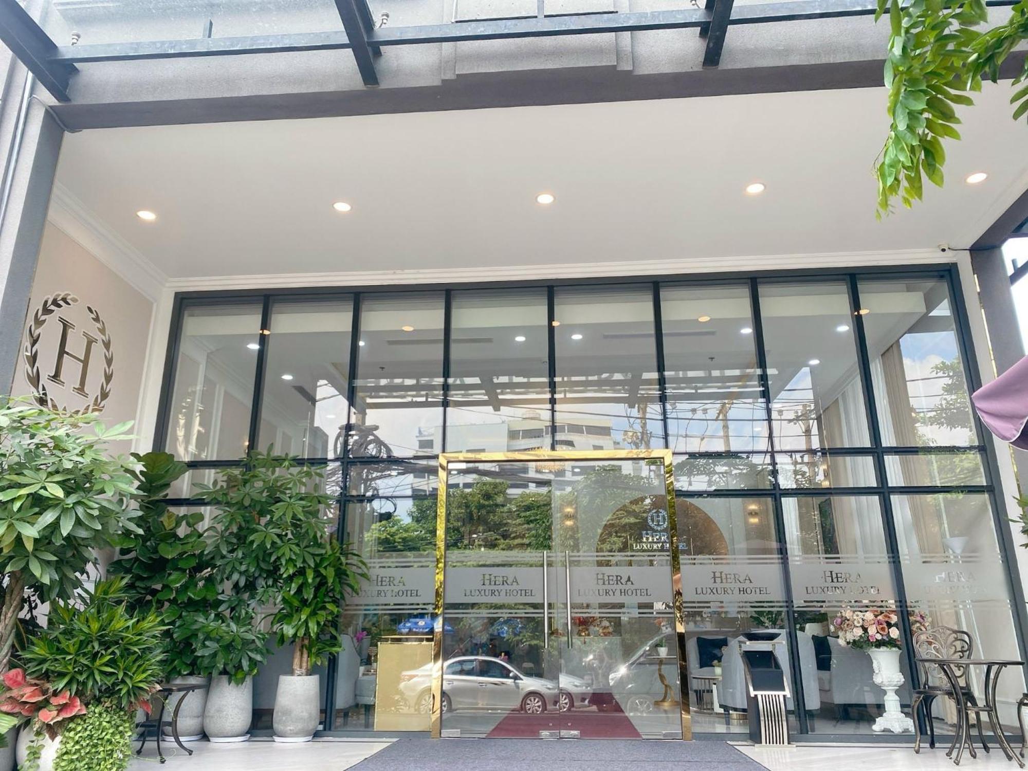 Hera Luxury Hotel مدينة هوشي منه المظهر الخارجي الصورة