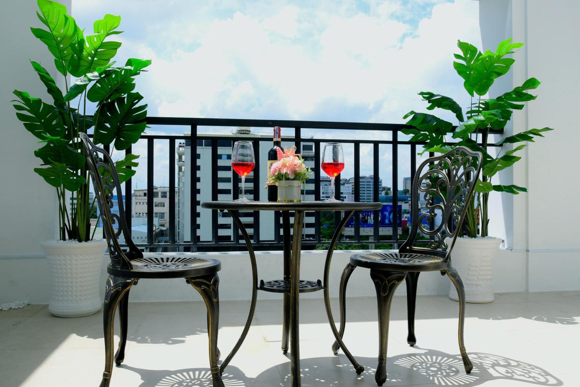 Hera Luxury Hotel مدينة هوشي منه الغرفة الصورة